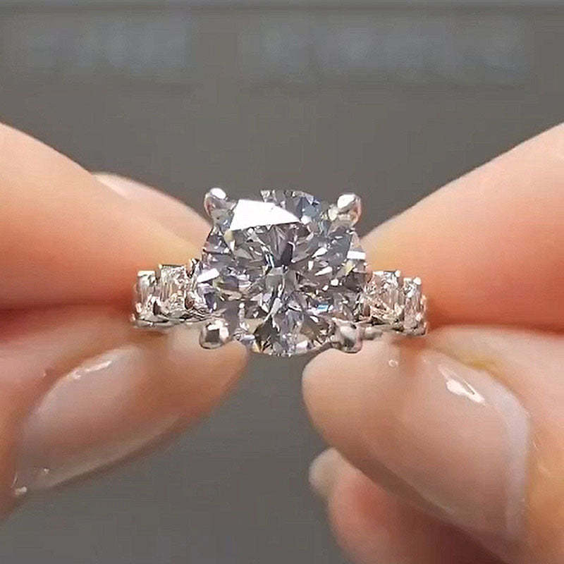 Maxine Luxury 4.0 CT Round Cut Engagement Ring