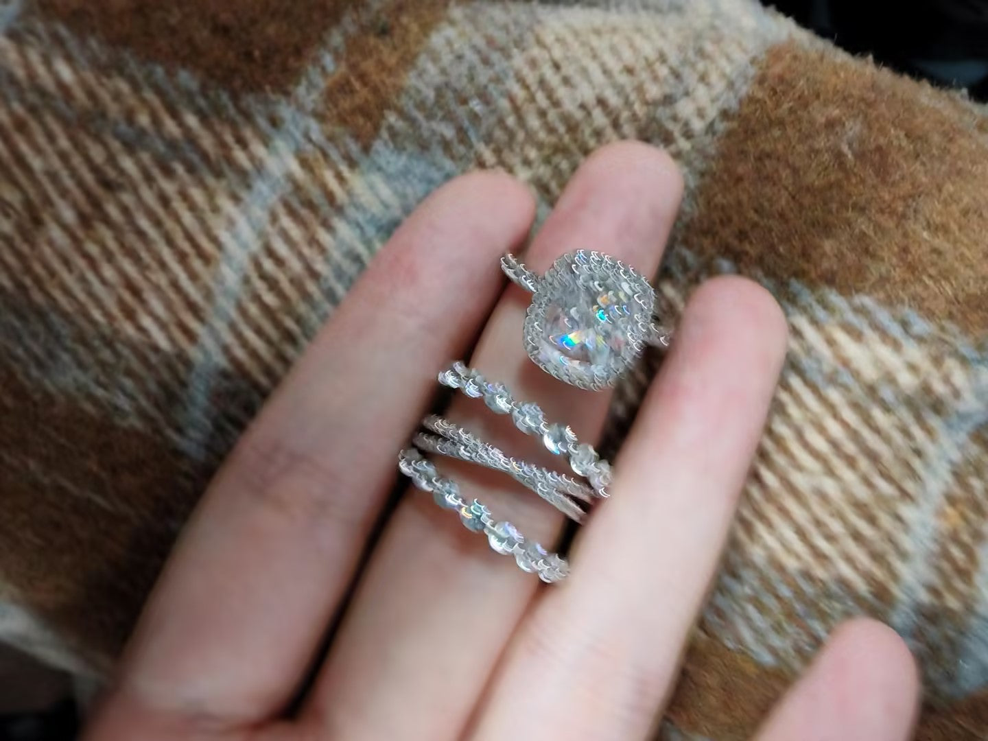 Maxine 4PC Luxurious Halo Cushion Cut Women's Wedding Set