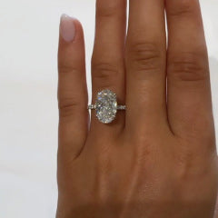 Gorgeous Oval Cut Sona Simulated Diamond Engagement Ring In Sterling Silver