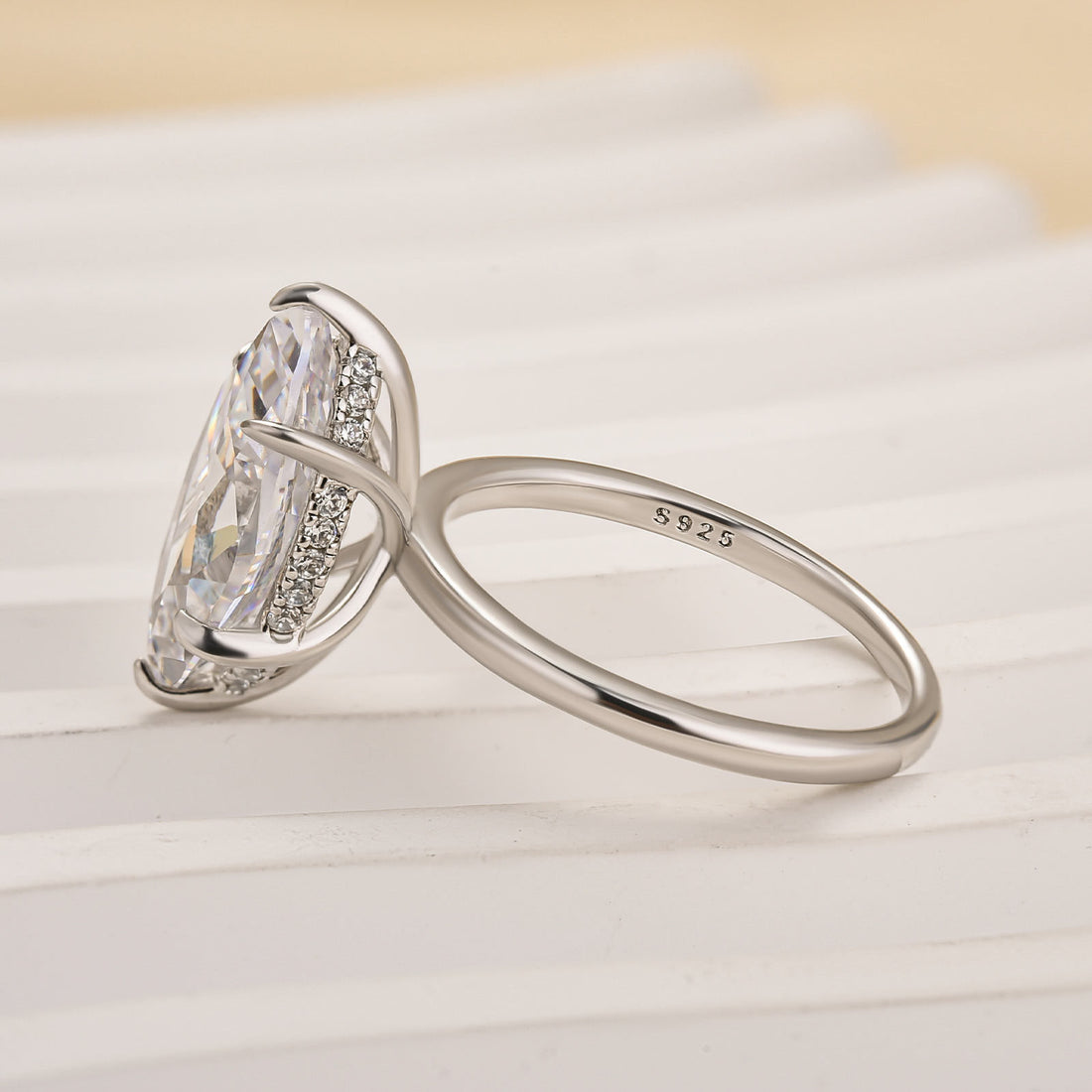 Fashion Marquise Cut Women's Engagement Ring In Sterling Silver