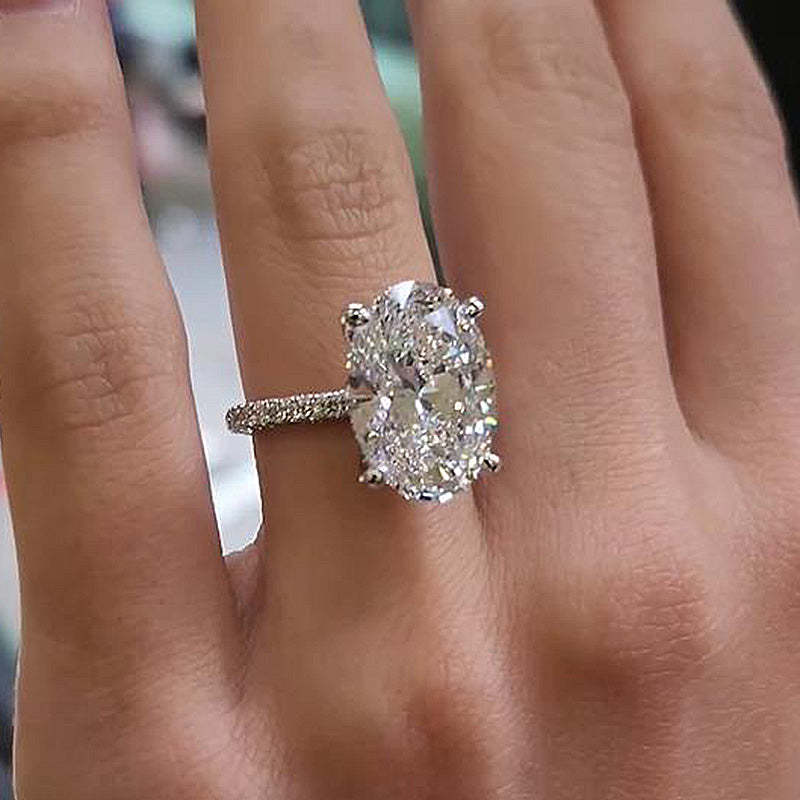 Excellent Oval Cut Sona Simulated Diamond Engagement Ring