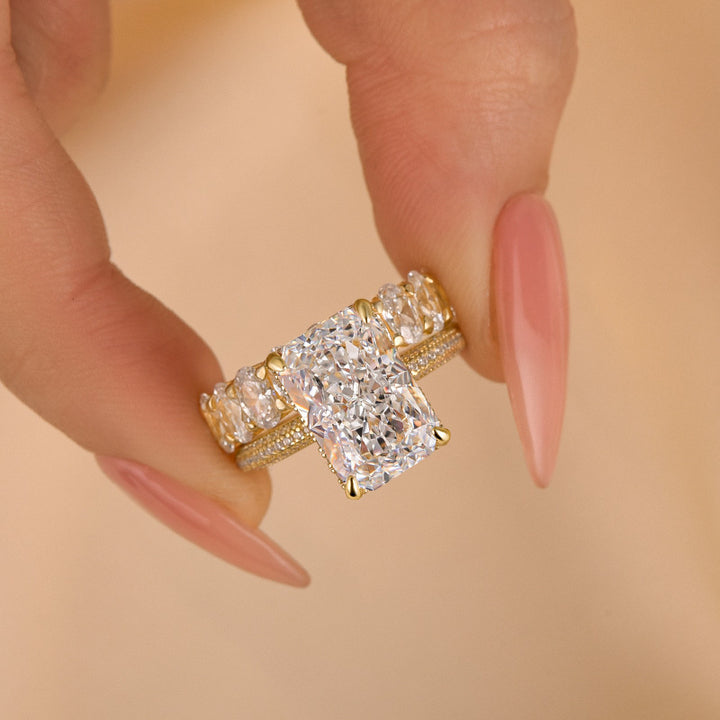 Luxurious 5.0Ct Elongated Radiant Cut Wedding Ring Set Travel Ring with Oval Cut Wedding Band