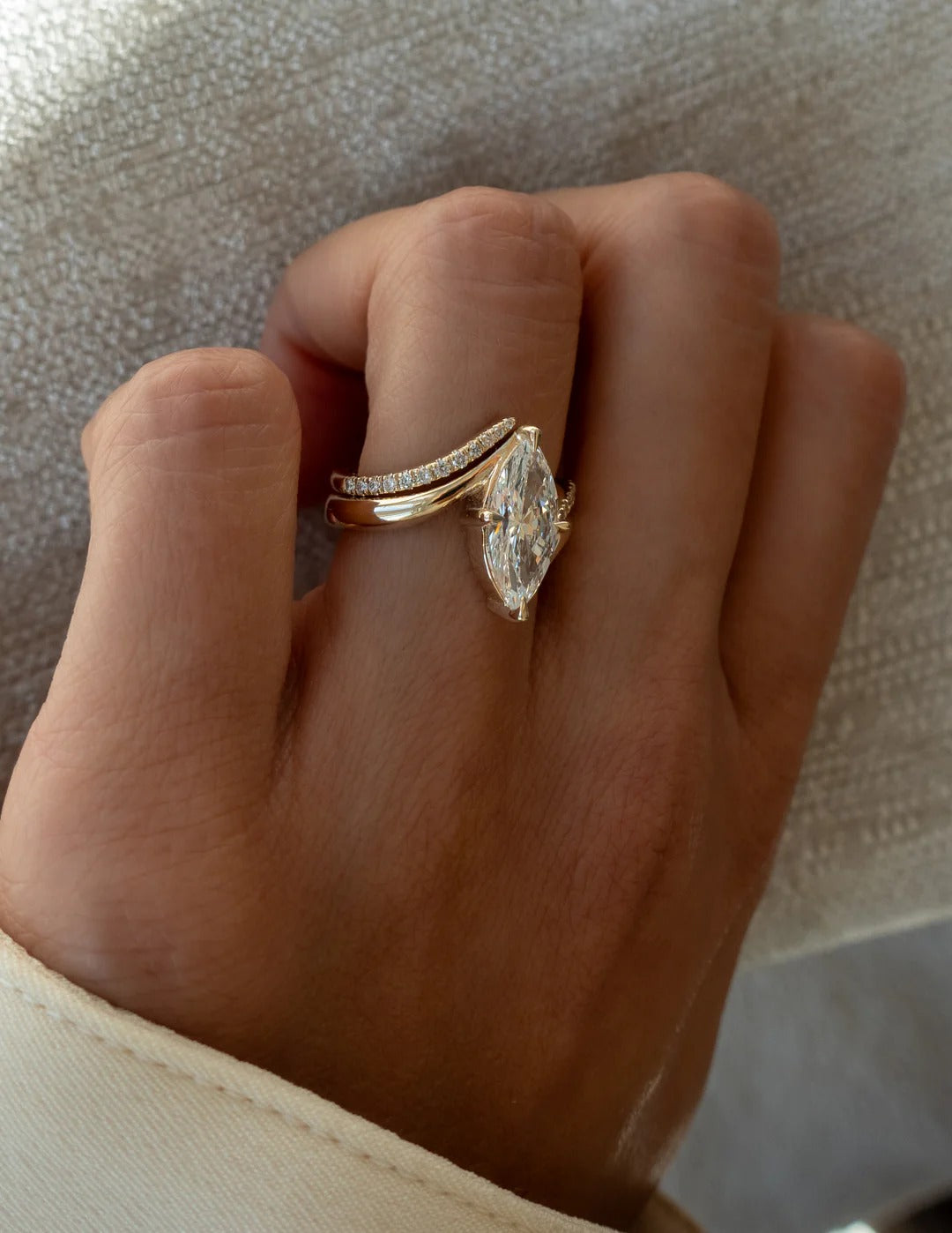 Maxine Elongated 4.0Ct Marquise Cut Wedding Ring With Round Cut Wedding Band Sterling Silver