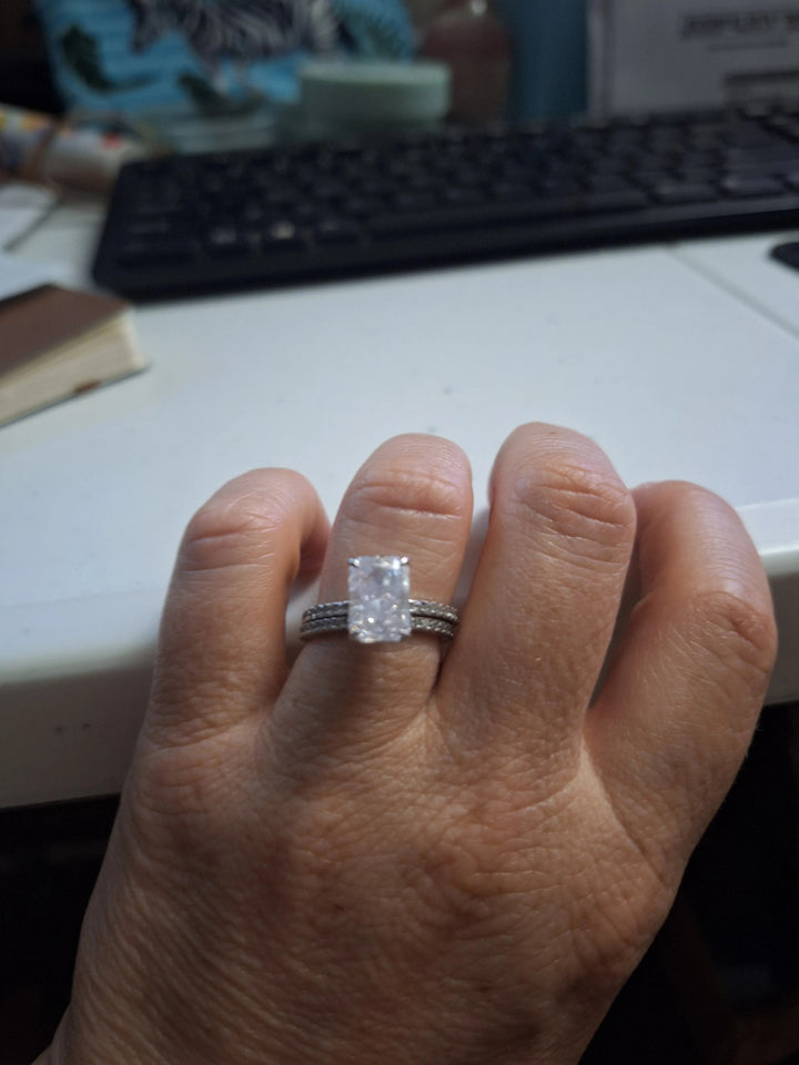 Gorgeous 3.5 Carat Radiant Cut Wedding Ring Set In Sterling Silver